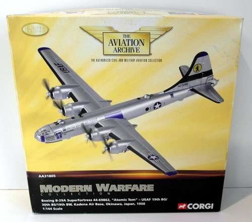 Corgi 144 scale - 1/144, diecast
