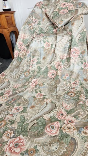 Green pink floral - green,