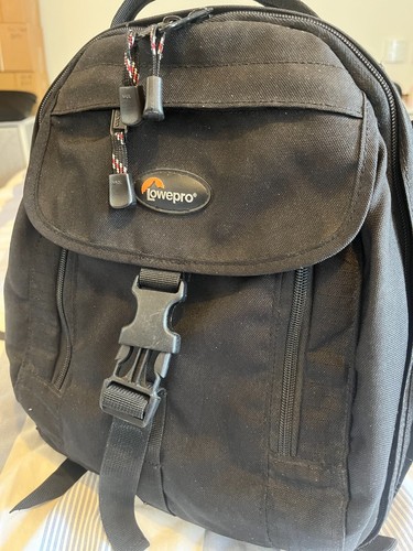 Lowepro micro trekker 200 - lowepro,