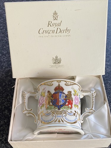 Royal crown derby queen - crown,