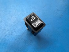 1992 - 1999 Rover 200/214/216/218/220 Cabriole Roof Switch Button (YUF10069)