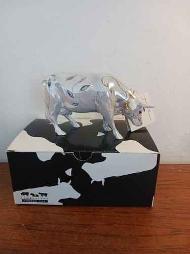 Cow parade beast - beast, of