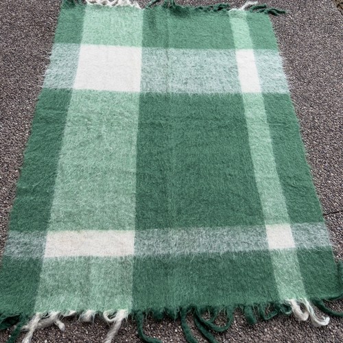 Vtg mohair blanket green - mohair,