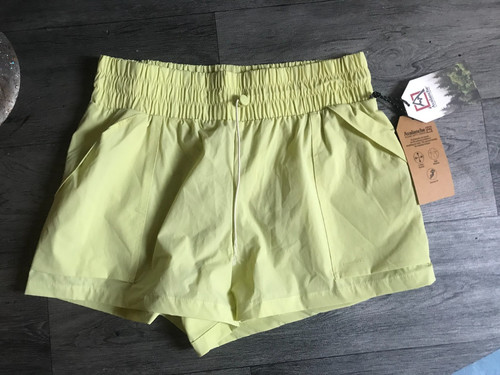 Avalanche men shorts size - shorts, m