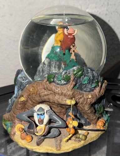 Disney lion king - lion, matata