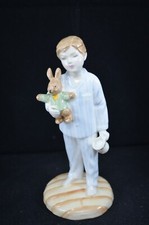 ROYAL DOULTON FIGURINE -