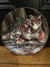 Fleetwood Collection Tiger Plate, 'Peaceful World', by R G Finney, 24 K Gold Rim