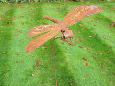 Rusty Metal Garden Dragonfly