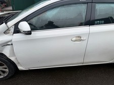TOYOTA AURIS MK2 FL (ZWE186)