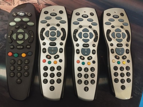 Sky remotes - 4x,