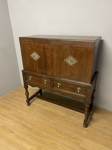 Solid oak jacobean - solid, side