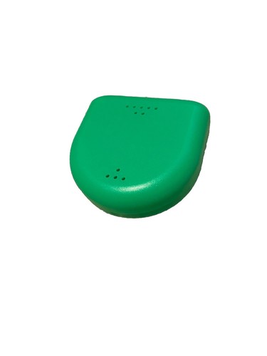 Night guard case retainer - case.,