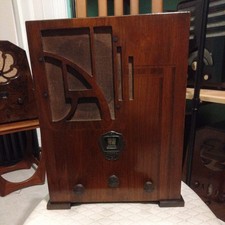 Ultra Lynx vintage valve Radio