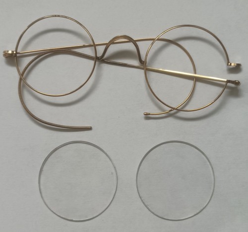 Antique round wire spectacles - wire,