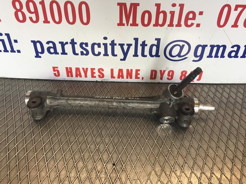 Toyota yaris vvt auto - toyota,
