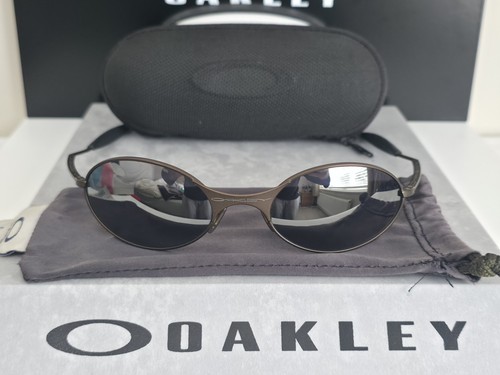 Oakley wire sunglasses - e,