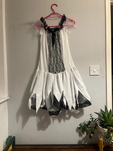 Adult size small corpse bride - size,
