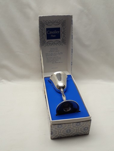 Vintage cavalier reproduction - cavalier,
