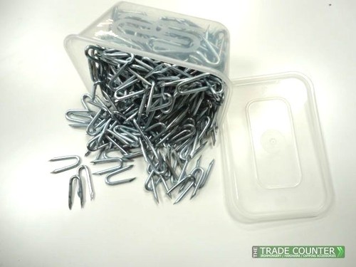 Netting staples 40mm 10kg - staples, tub