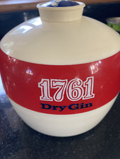 Vintage insulated ice bucket