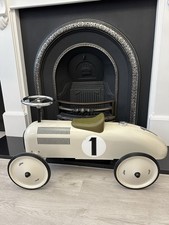 The White Company Vilac Ride