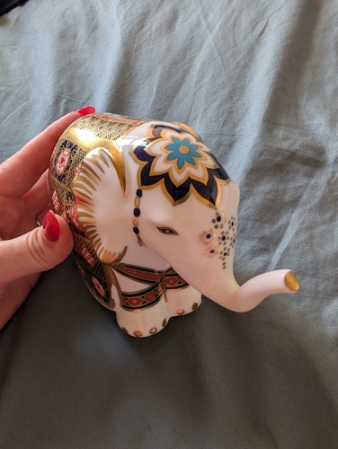 Royal crown derby - derby, yorkshire
