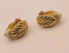 ciro  clip on earrings gold