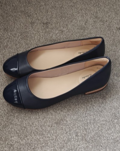 Clarks shoes size - uk, d