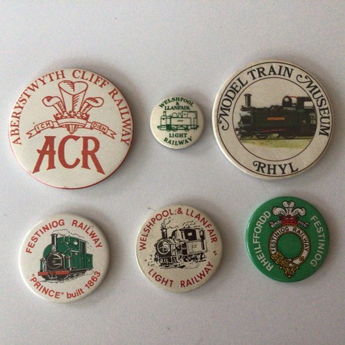 Welsh railway pin - railway, badges