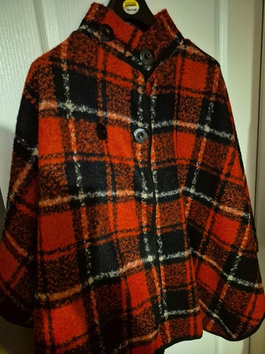 Ladies red tartan fleece - red, like