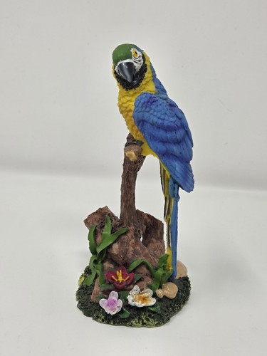 Resin blue and gold macaw - blue,