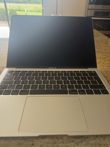 Apple macbook air - apple, i5