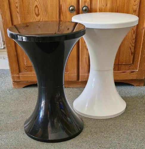 Retro tam stools - 2,