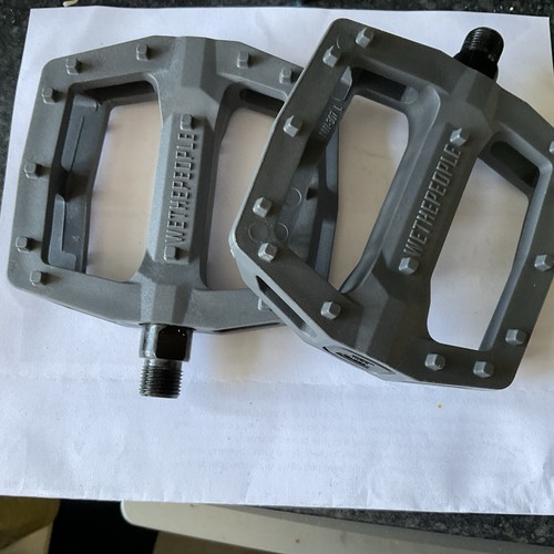 Wethepeople logic pedals - ,