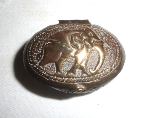 Small vintage antique - small, brass