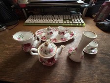 stronsay fine bone small floral tea set