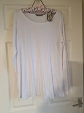 Women's Long Sleeve maternity Top Size16 BNWT Colour White