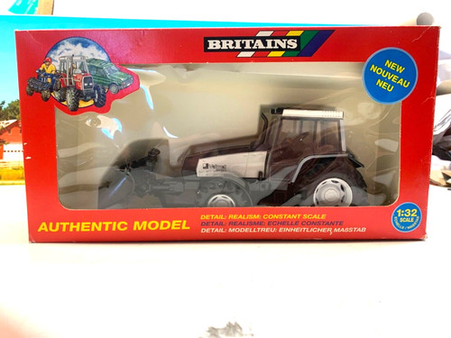 BRITAINS.1:32.FARM.VALTRA.VALM