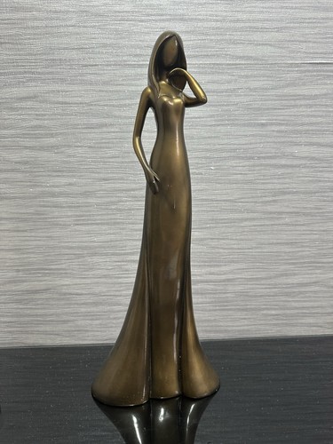 Tall standing lady figurine - tall,