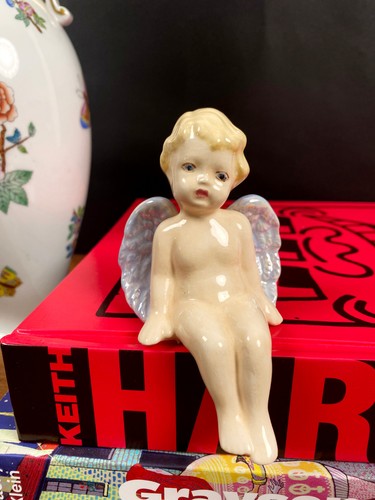 Vtg small porcelain ceramic - small,