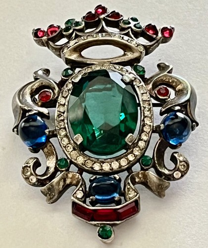 Trifari regal crown shield - regal,