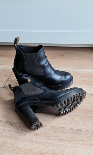 Martens black leather - dr.,