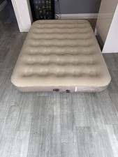 Double Air bed with Built in