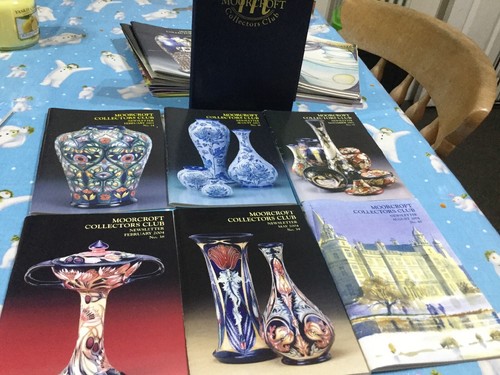 Moorcroft collectors club - 6,