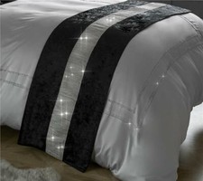 Diamante & Crushed Velvet Bed