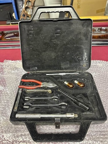 Genuine jaguar xjs - genuine,