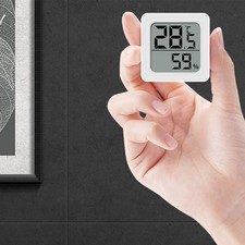 Tiny Digital Hygrometer