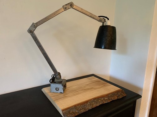 Industrial mid century - century, memlite