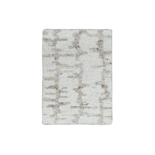 Ivory pure wool - 2'x2'10",