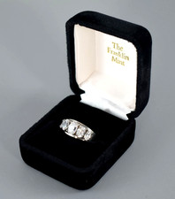 FRANKLIN MINT STERLING SILVER  DRESS RING SIZE Q with RING BOX